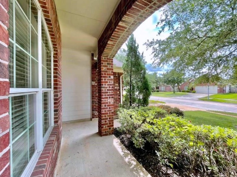 6722 Lilacbrook Ct, Spring TX  77379-4187 exterior
