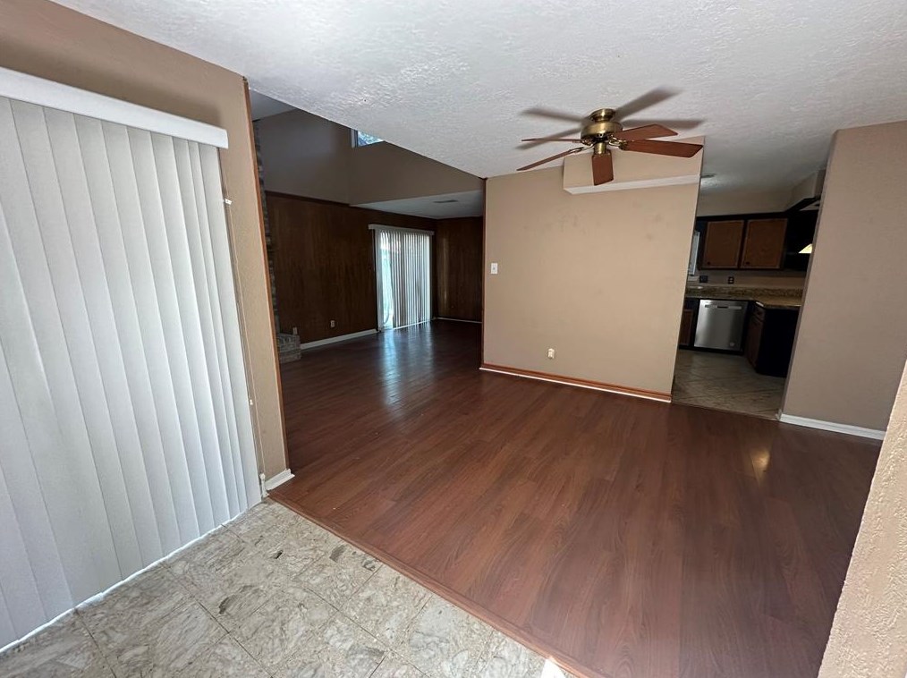 8302 Amurwood Dr, Tomball, TX 77375