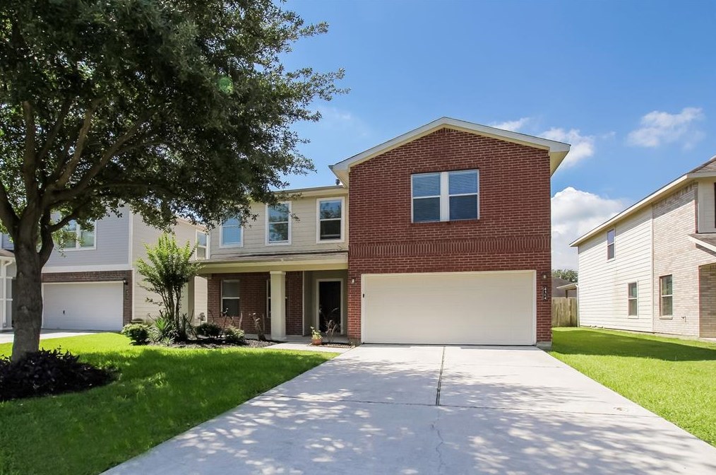 4314 Amaryllis Ave, Baytown TX  77521-5527 exterior