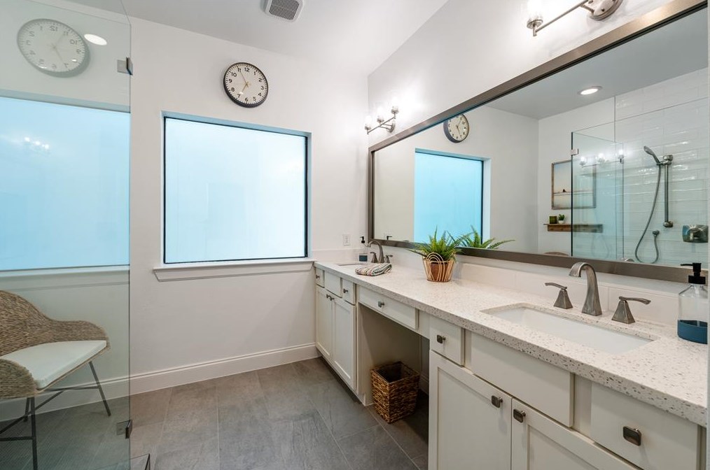 1512 Johnson St, Houston TX 77007-2916 exterior