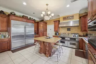 7510 Shadow Creek Dr, Beaumont, TX 77707 - Photo 10