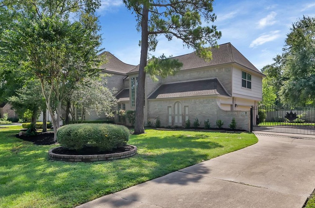 7515 Erinwood Dr, Spring TX  77379-4069 exterior