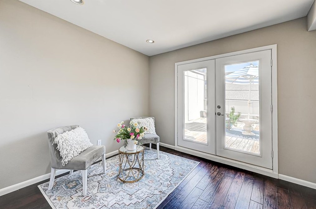 2321 Steel St, Houston TX  77098-5630 exterior