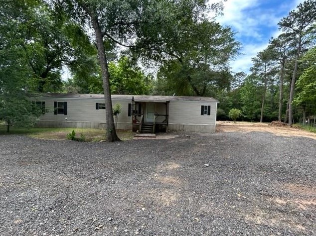 803 W Brenda Ln, Magnolia, TX 77354