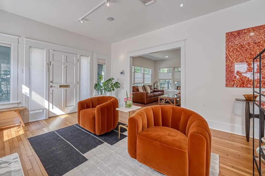 1619 Vassar St, Houston, TX 77006