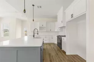 2820 Spector Dr, Bryan, TX 77808 - Photo 12