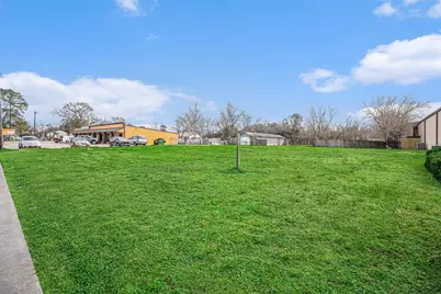 2412 Pasadena Boulevard, Pasadena, TX 77502 - Photo 1