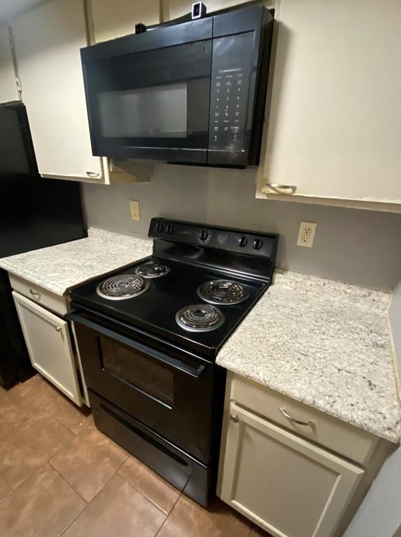 7200 W W T C Jester Blvd #4203, Houston, TX 77088