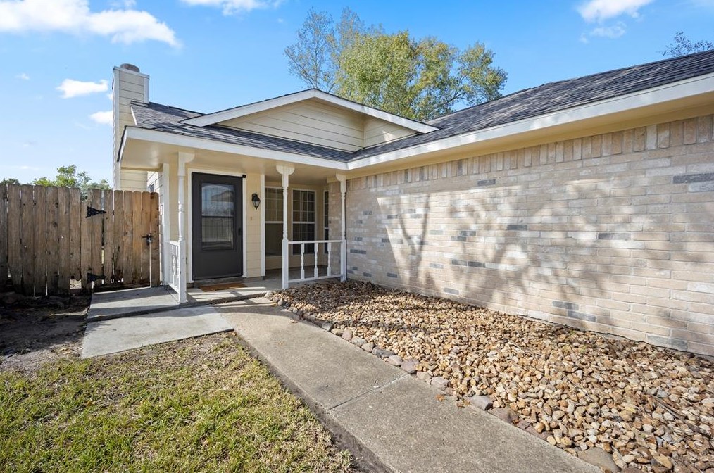23627 Pebworth Pl, Spring TX  77373-9234 exterior