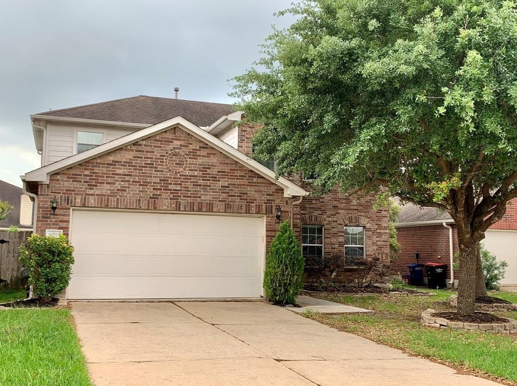 20715 Sapphire Lake Rd, Richmond, TX 77407