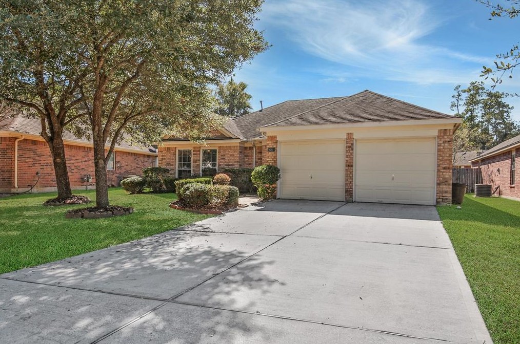 26921 Kings Crescent Dr, Humble, TX 77339