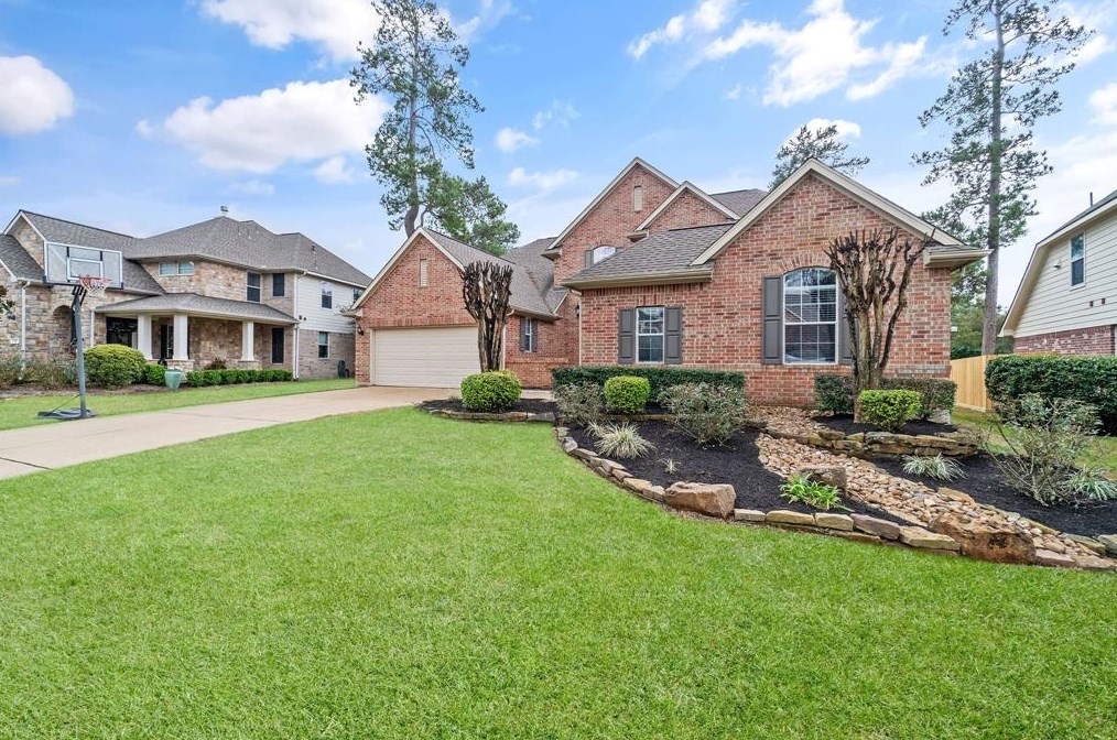70 Bardsbrook Cir, Spring, TX 77382-2858