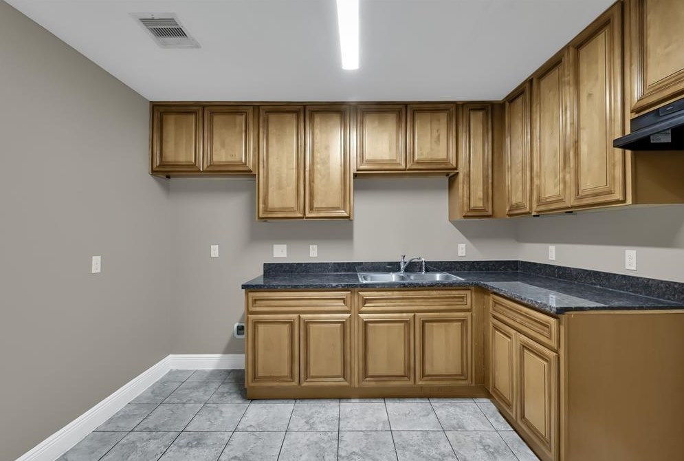 6218 Beldart St, Houston TX  77087-6502 exterior