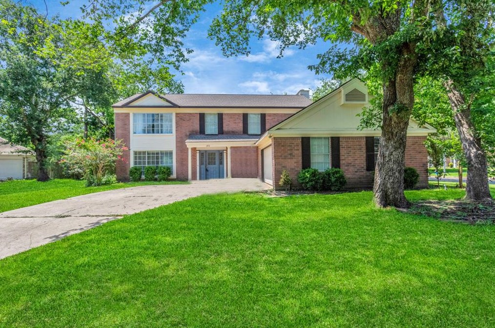 2711 Weald Way Ct, Spring TX  77388-5433 exterior