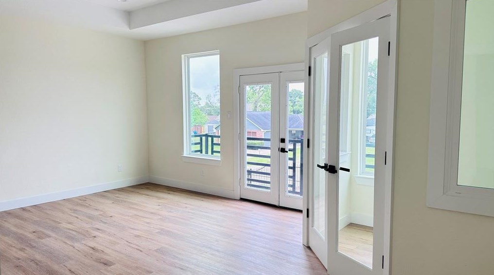 3437 Rebecca St, Houston, TX 77021-5915