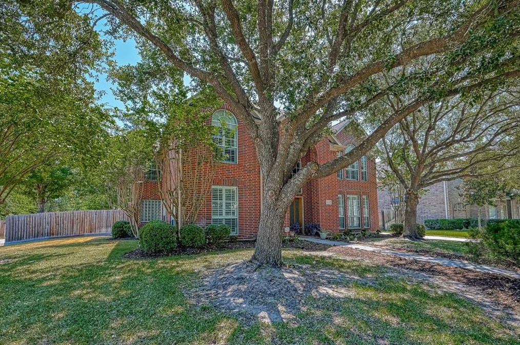 18414 Bull Pine Dr, Spring, TX 77379-8886