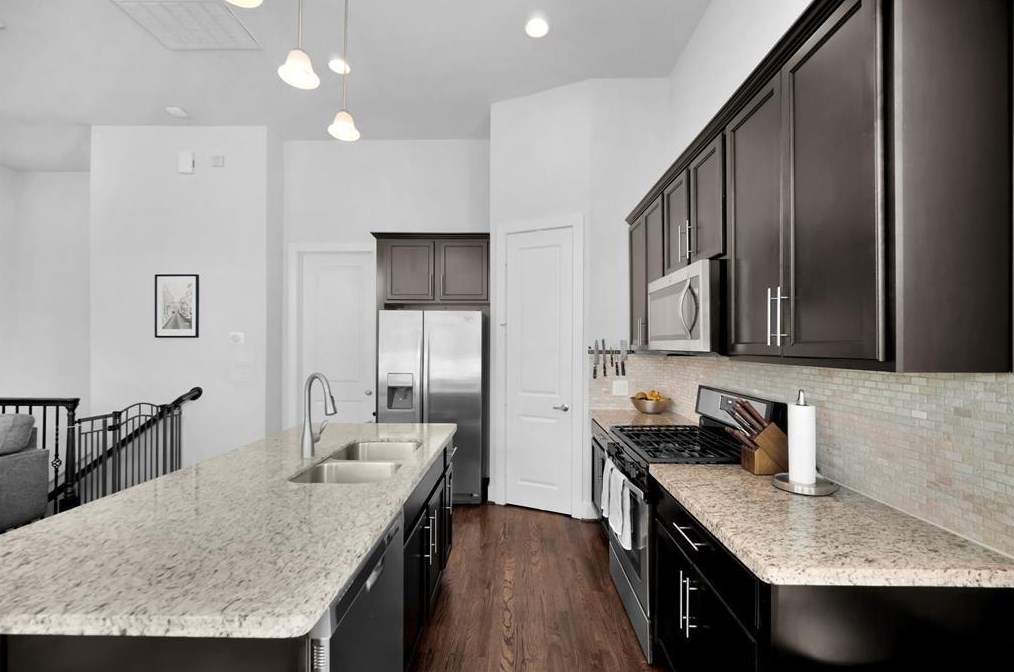 14 N Hutcheson St, Houston, TX 77003