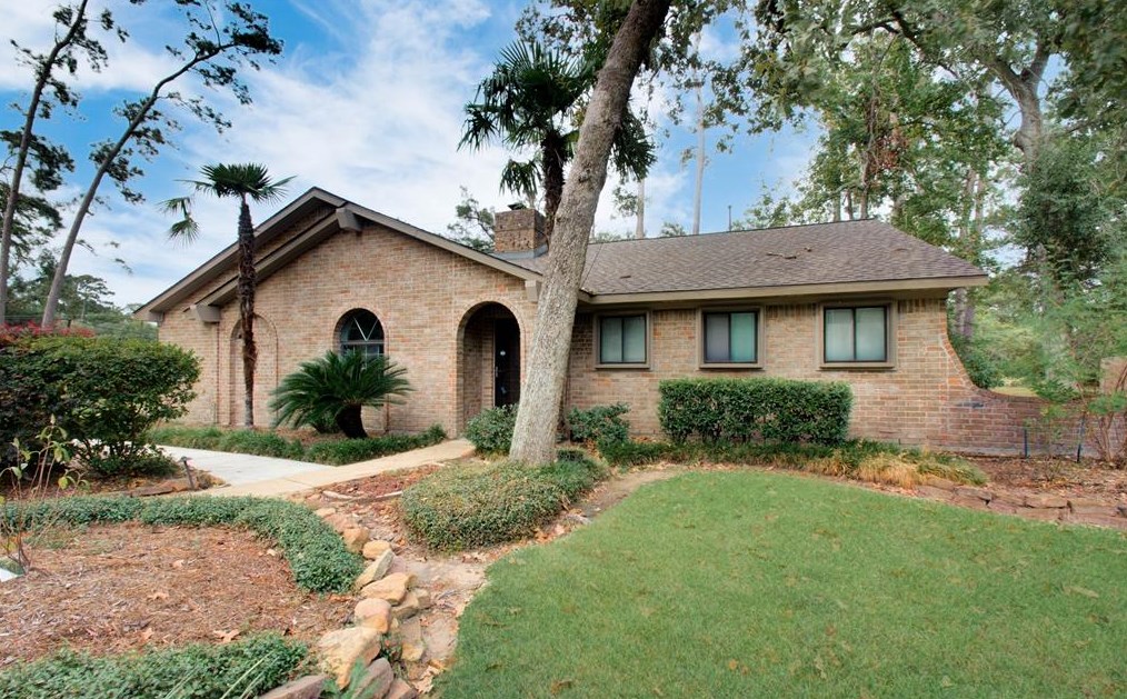 1902 Crystal Springs Dr, Humble, TX 77339