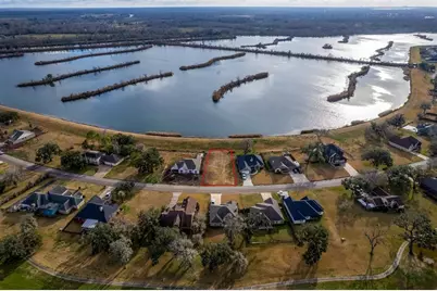 2134 Twin Lakes Boulevard, West Columbia, TX 77486 - Photo 10