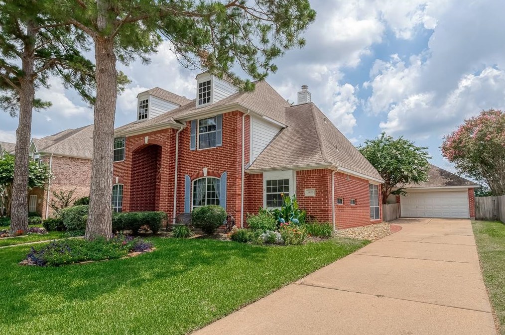 18015 Silver Ash Ln, Houston, TX 77095-4483