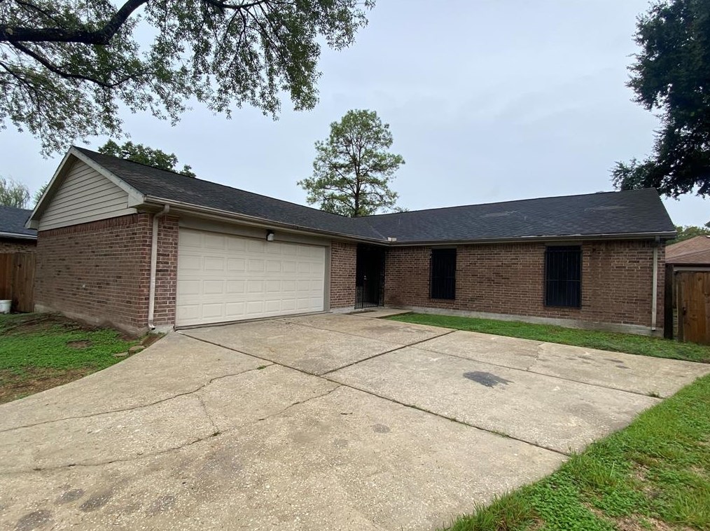 1403 Littleport Ln, Channelview, TX 77530