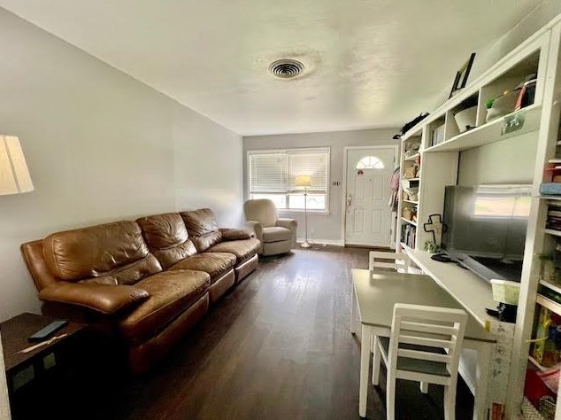 3030 Somerset Ave, Texas City, TX 77590-6822