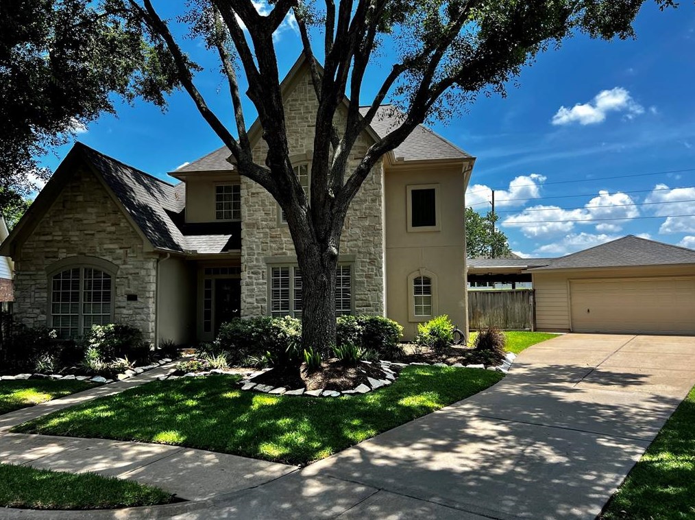1907 Valleria Ct, Sugar Land, TX 77479-5567