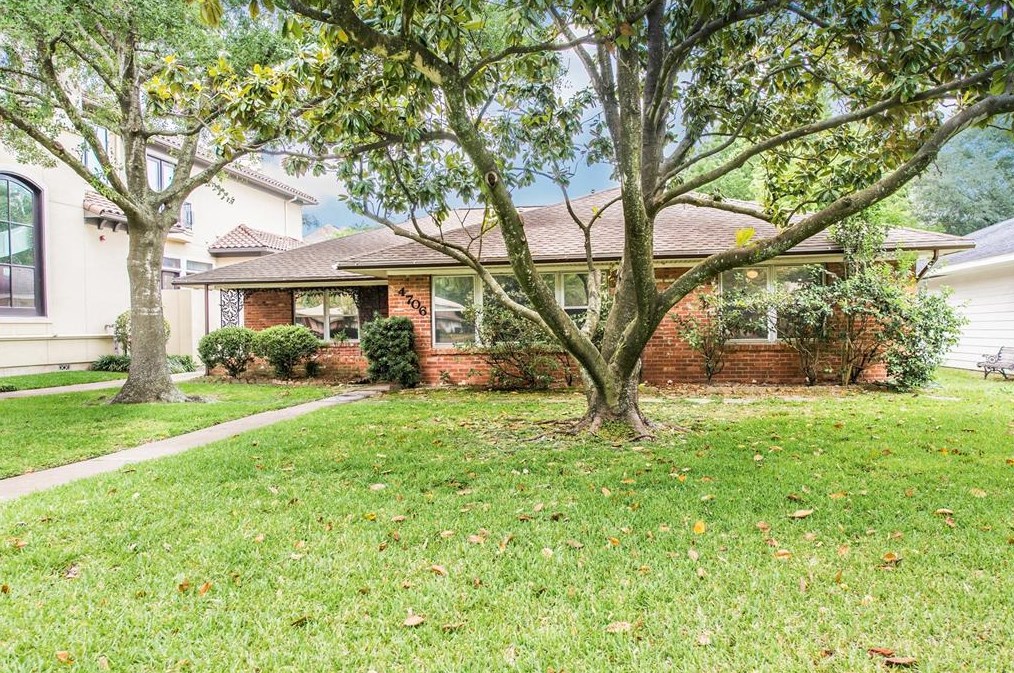 4706 Holly St, Bellaire, TX 77401