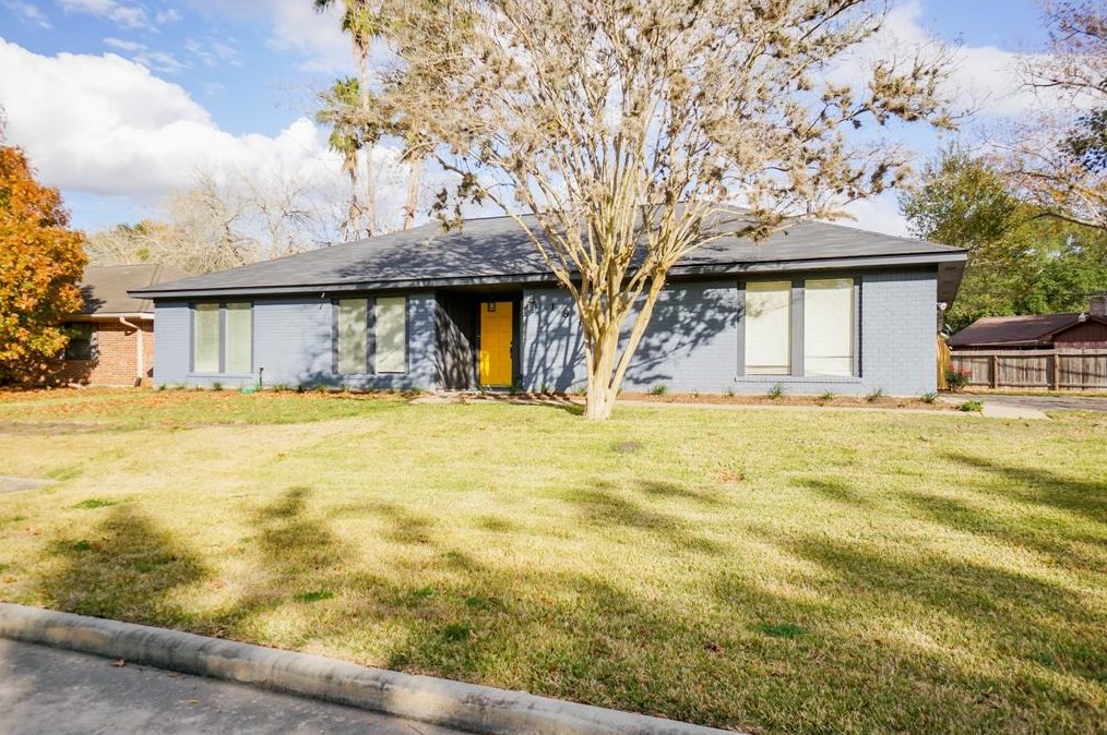 1809 Lamar Dr, Richmond, TX 77469