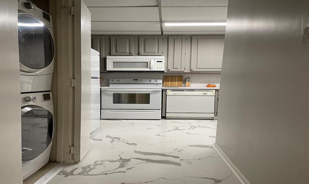 2213 S Braeswood Blvd #13e, Houston, TX