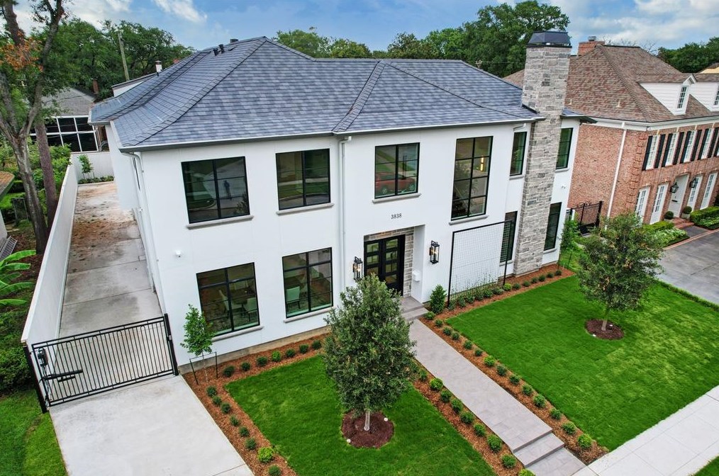 3838 Olympia Dr, Houston TX  77042-2627 exterior