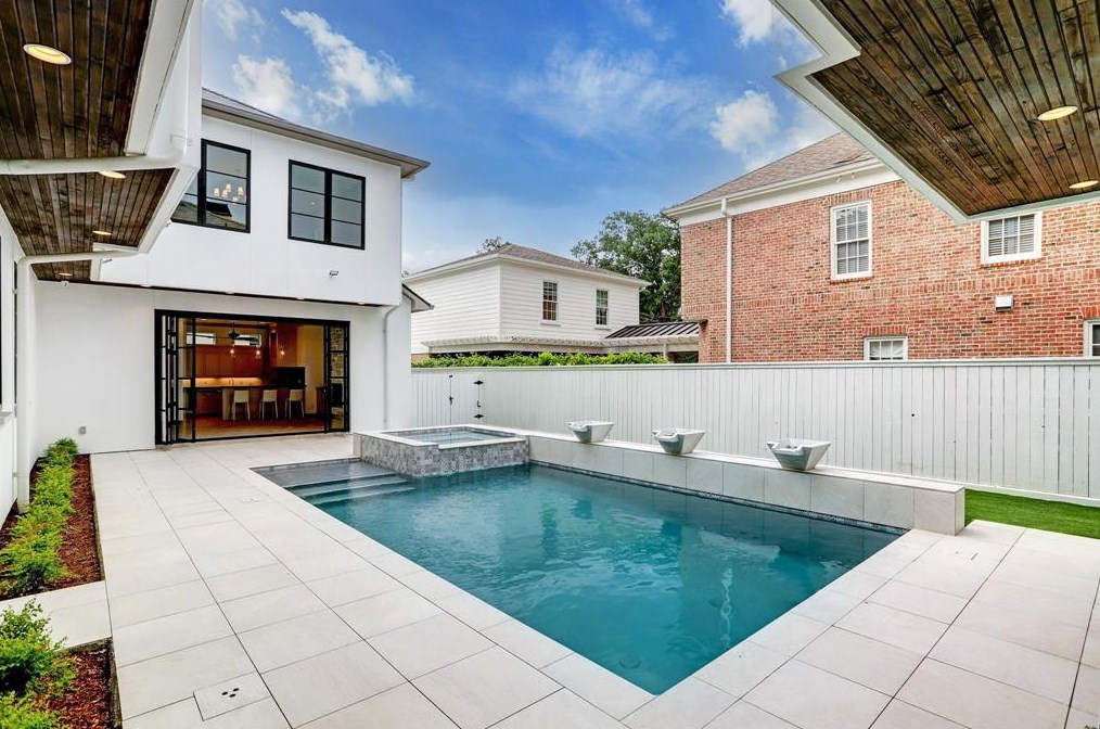3838 Olympia Dr, Houston TX  77042-2627 exterior