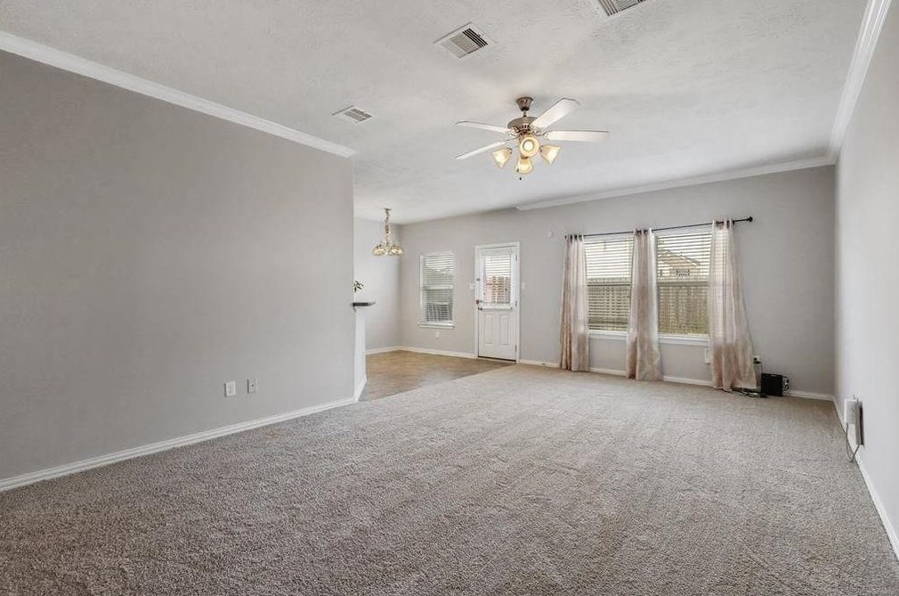 11515 Champions Green Dr, Houston, TX 77066-0010