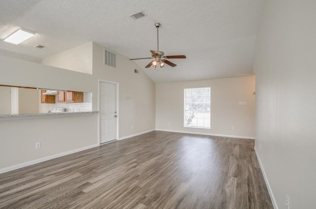16885 Blue Jay St, Conroe, TX 77385