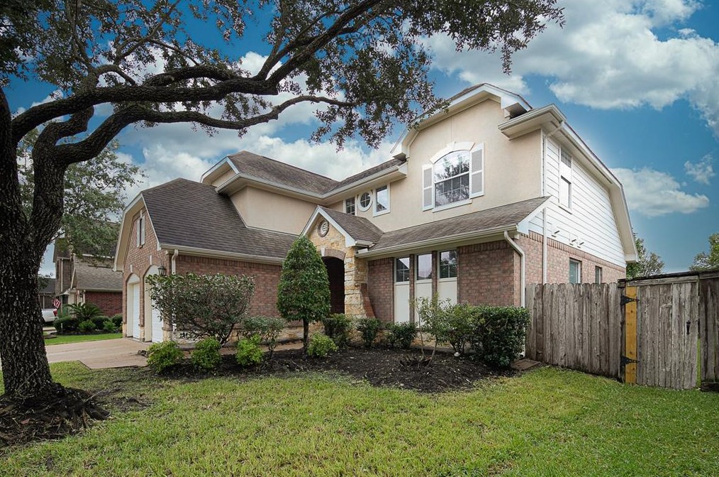 2647 Katie Harbor Dr, Manvel, TX 77578