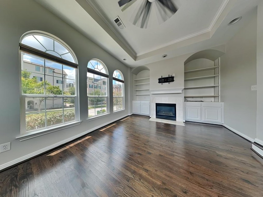 2215 Commonwealth St, Houston, TX 77006