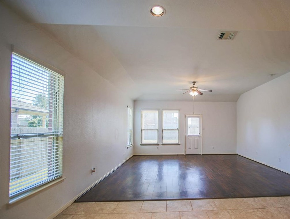 3330 Daniel Falls Ln, Katy, TX 77449
