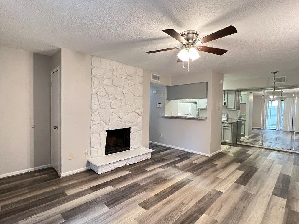 17331 Red Oak Dr #53, Houston, TX 77090