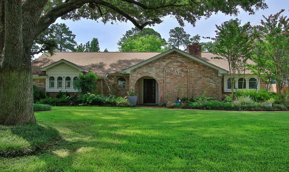 3815 Stillview Dr, Houston TX  77068-2916 exterior