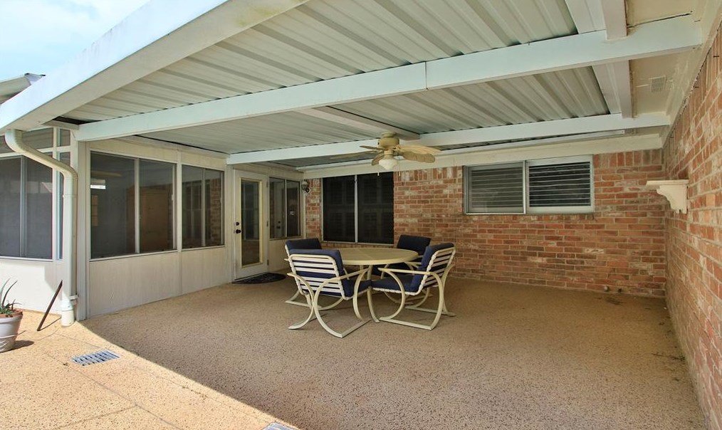3815 Stillview Dr, Houston TX  77068-2917 exterior