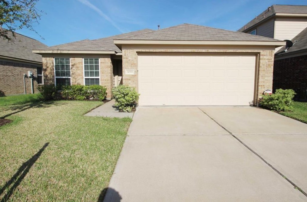 14918 Vinegrove Falls Ct, Cypress, TX 77433