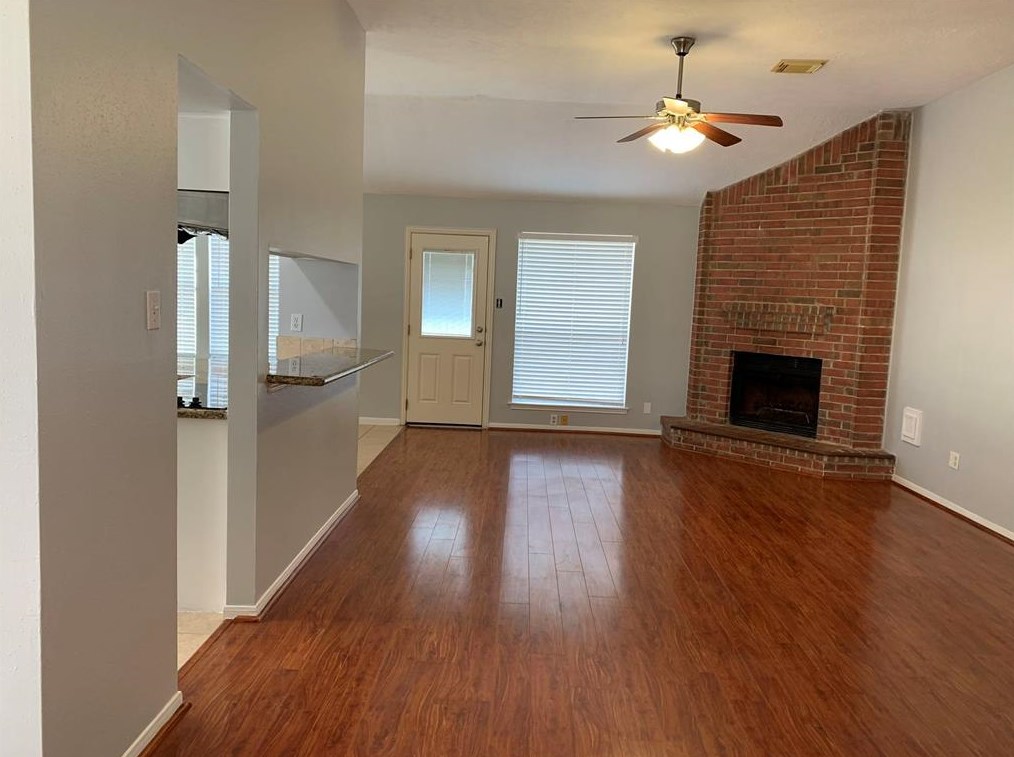 3111 Lazy Brook Dr, Sugar Land TX  77479-1838 exterior