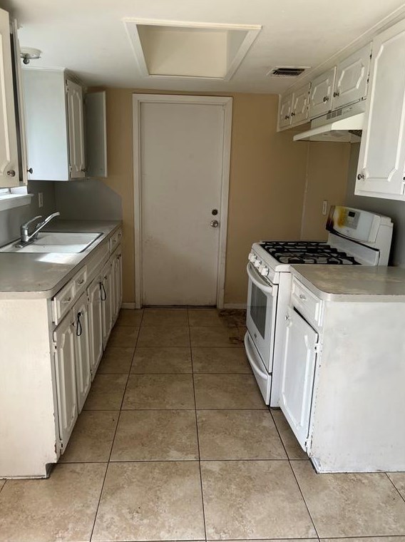3806 Charriton Dr, Houston TX  77039-4512 exterior