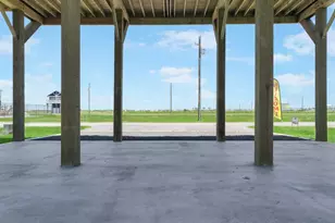 1025 Sunset Circle W, Crystal Beach, TX 77650 - Photo 14