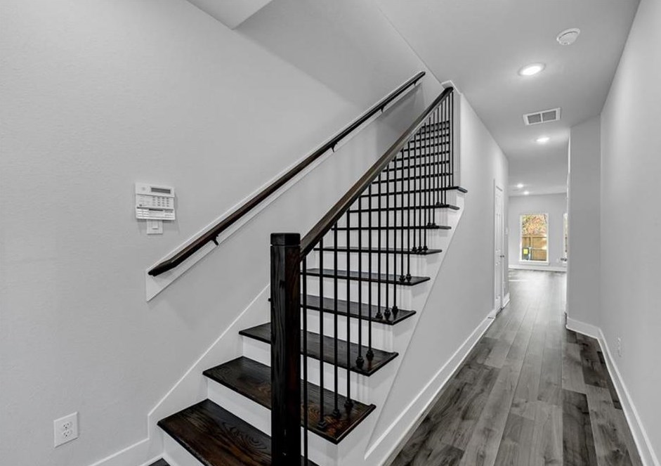 4134 Brinkley St, Houston TX  77051-2428 exterior