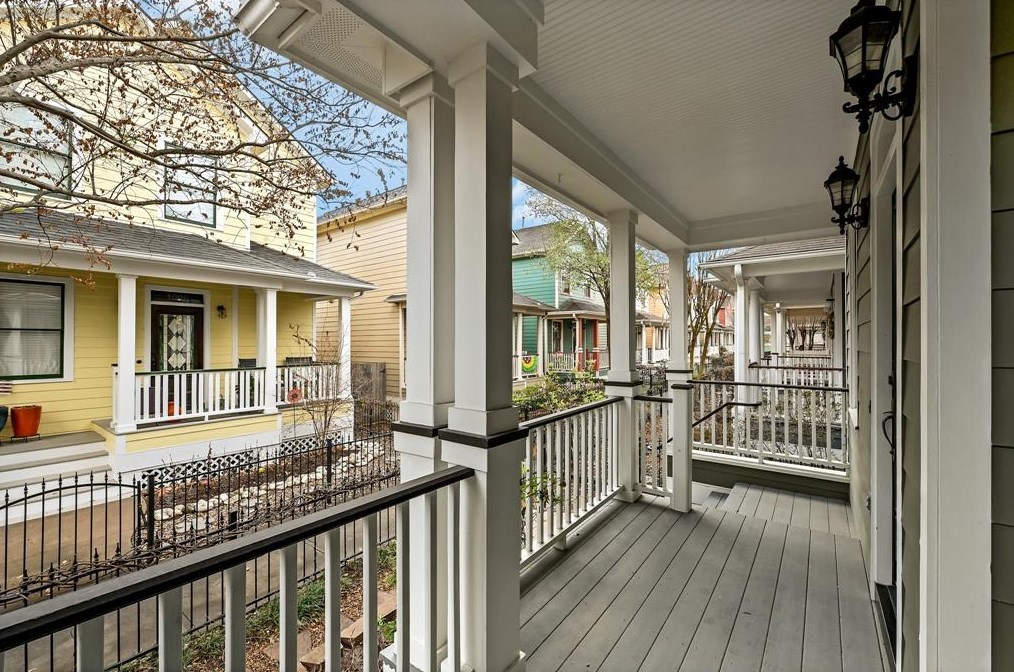 1020 16th St, Houston TX  77008-3428 exterior