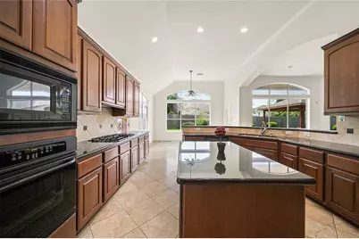 5407 Oakville Court, Sugar Land, TX 77479 - Photo 6