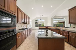 5407 Oakville Ct, Sugar Land, TX 77479 - Photo 6