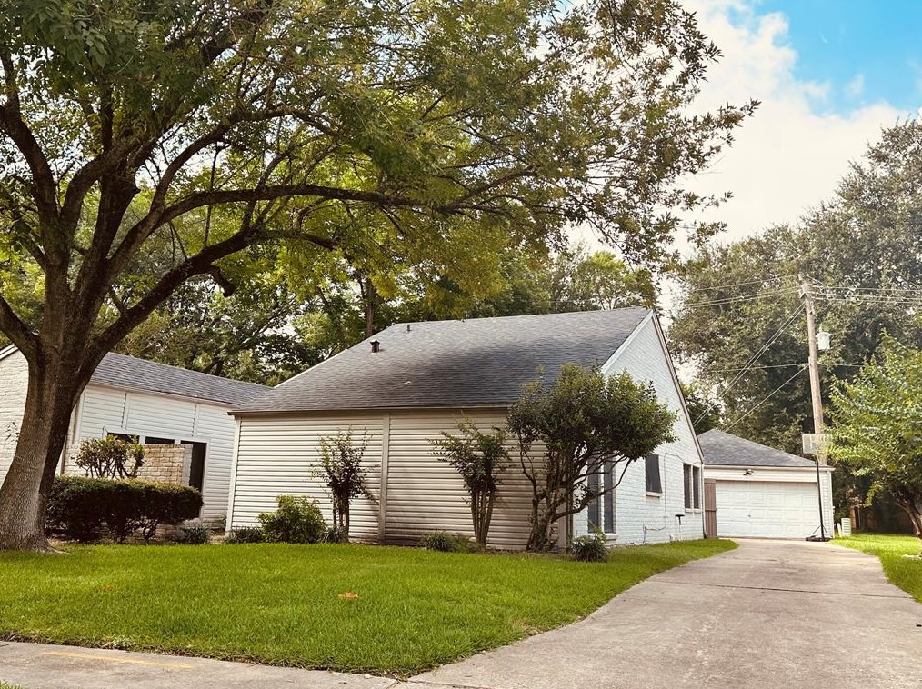 16405 Wall St, Houston, TX 77040-1273