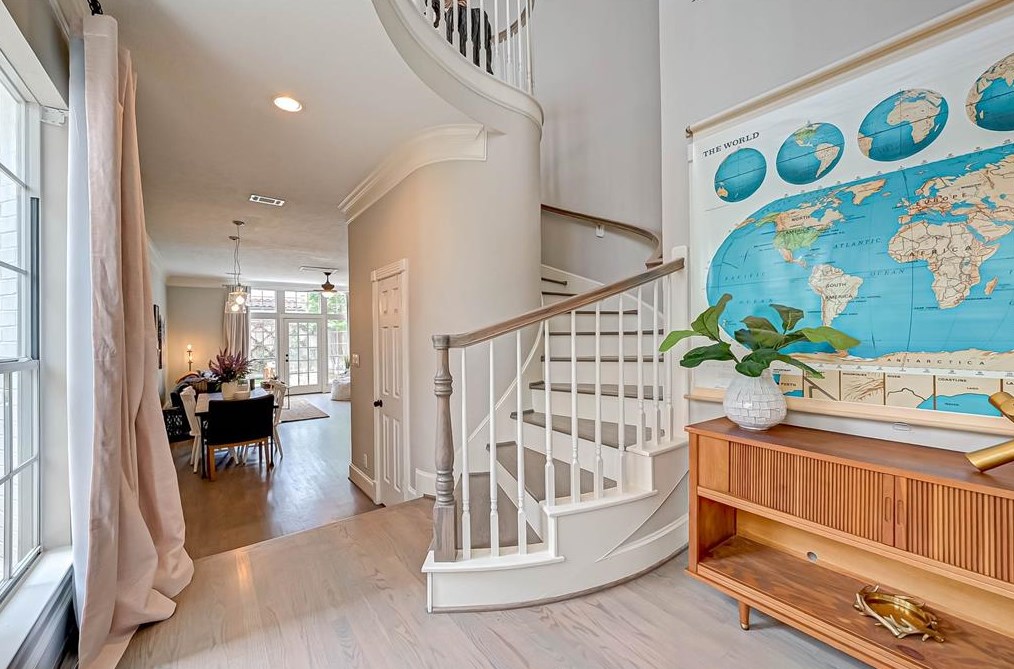 1716 Park St, Houston, TX 77019